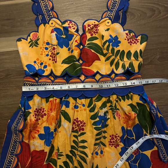 Floral Yard Yellow Sleeveless Midi Dress by FARM Rio.size medium. - Picture 13 of 14